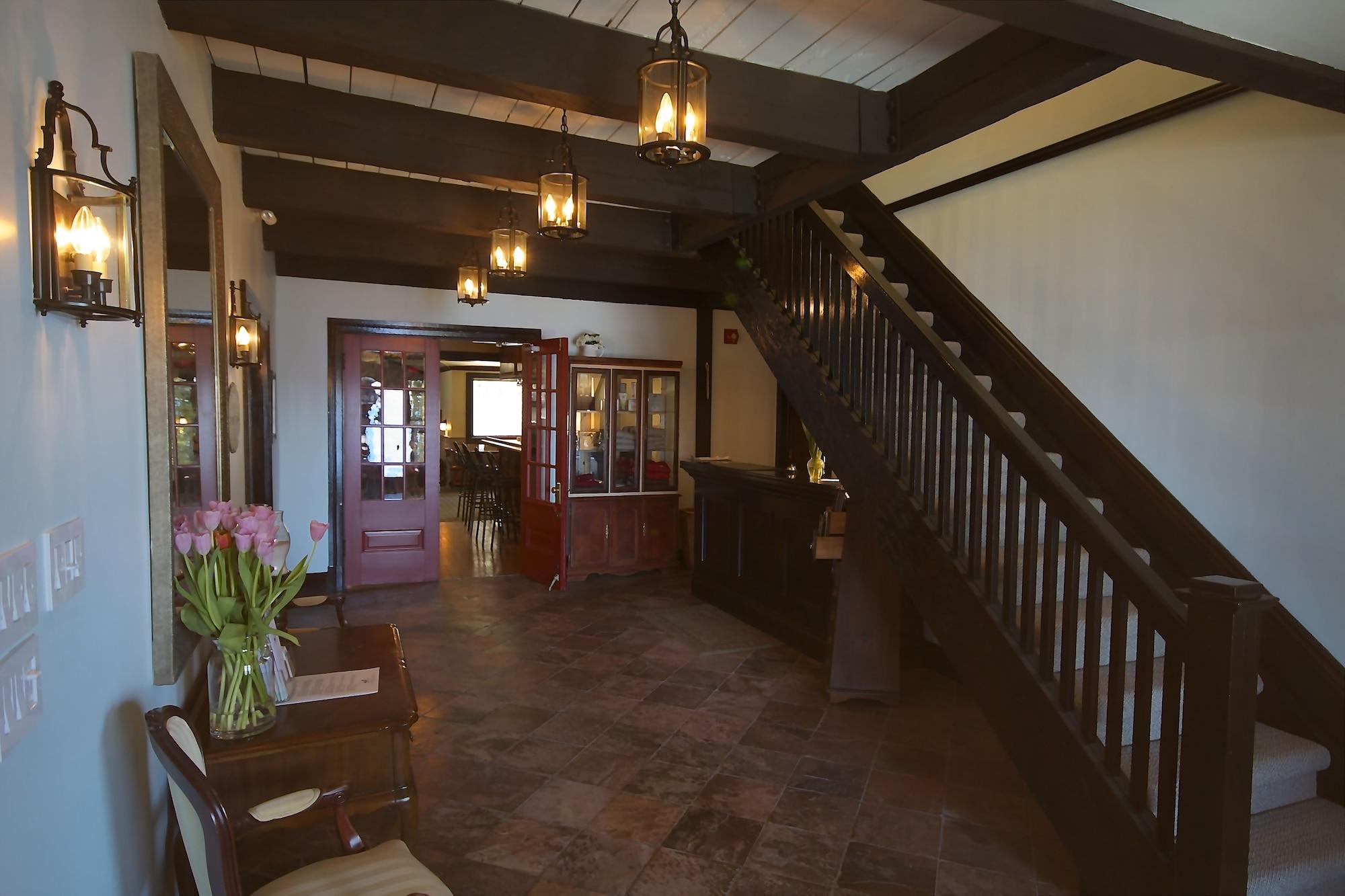 Sir Sam'S Inn & Spa (Adults Only) Haliburton Exterior foto